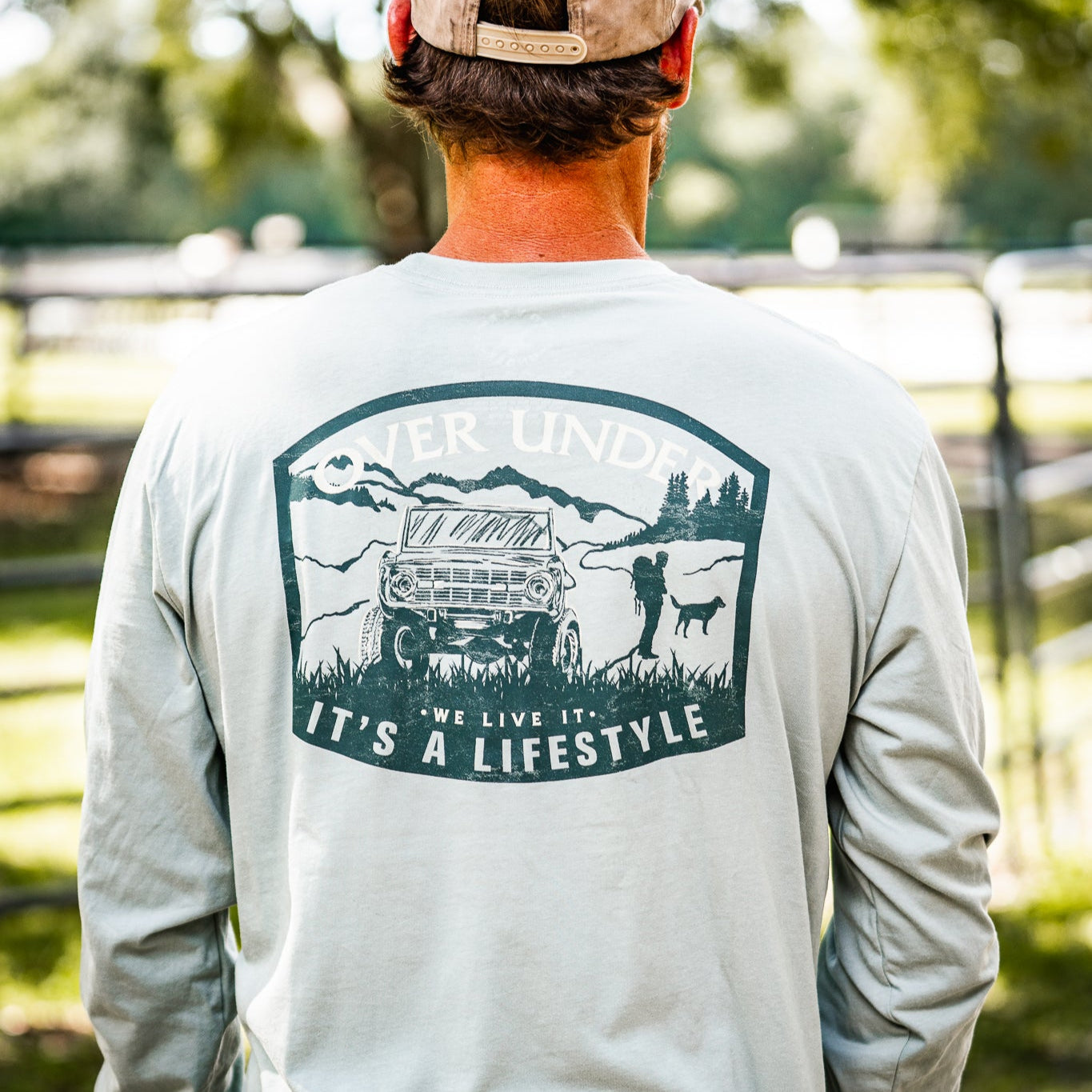 L/S We Live it T-Shirt Bay
